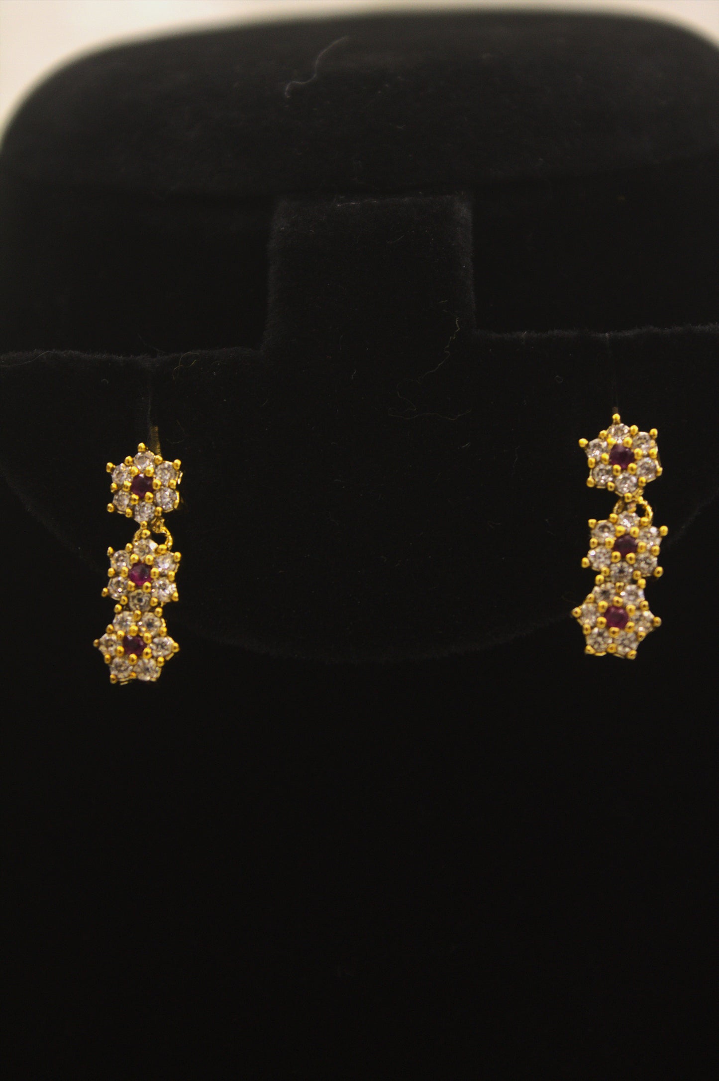 "Floral Gold-Plated CZ Necklace & Earring Set – Elegant Bridal Jewelry" Product code-6006