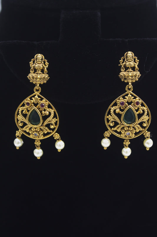 "Antique Gold-Plated Temple Necklace Set with Goddess Lakshmi Motif & Pearls – Traditional Bridal Jewelry" Product code-6003