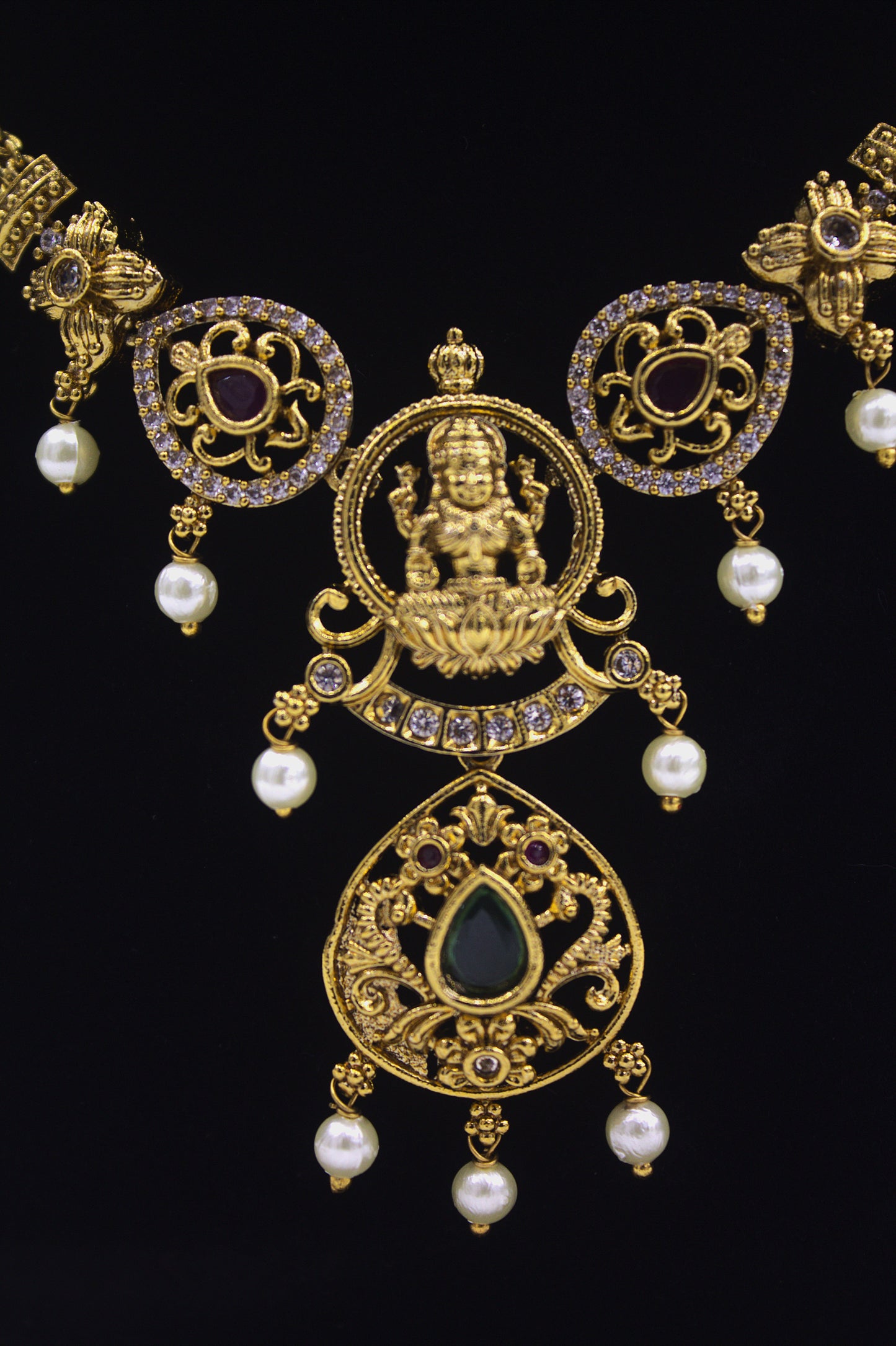 "Antique Gold-Plated Temple Necklace Set with Goddess Lakshmi Motif & Pearls – Traditional Bridal Jewelry" Product code-6003